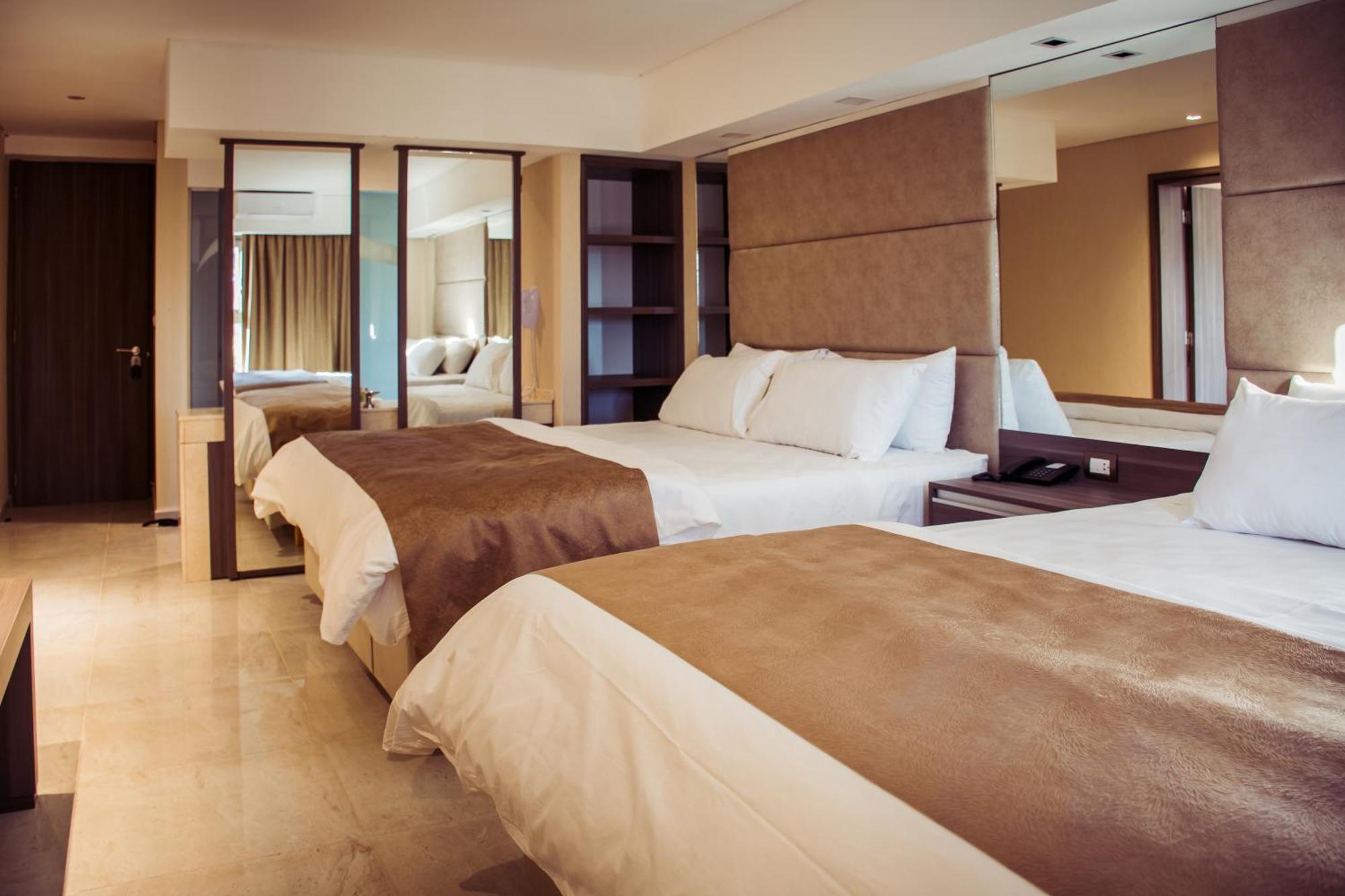 Eleton Resort & Spa Villa Carlos Paz Room photo